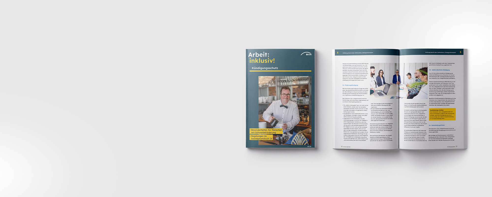 Neben dem Cover der Broschüre „Betriebliches Eingliederungsmanagement“ ist das aufgeschlagene Heft zu sehen.