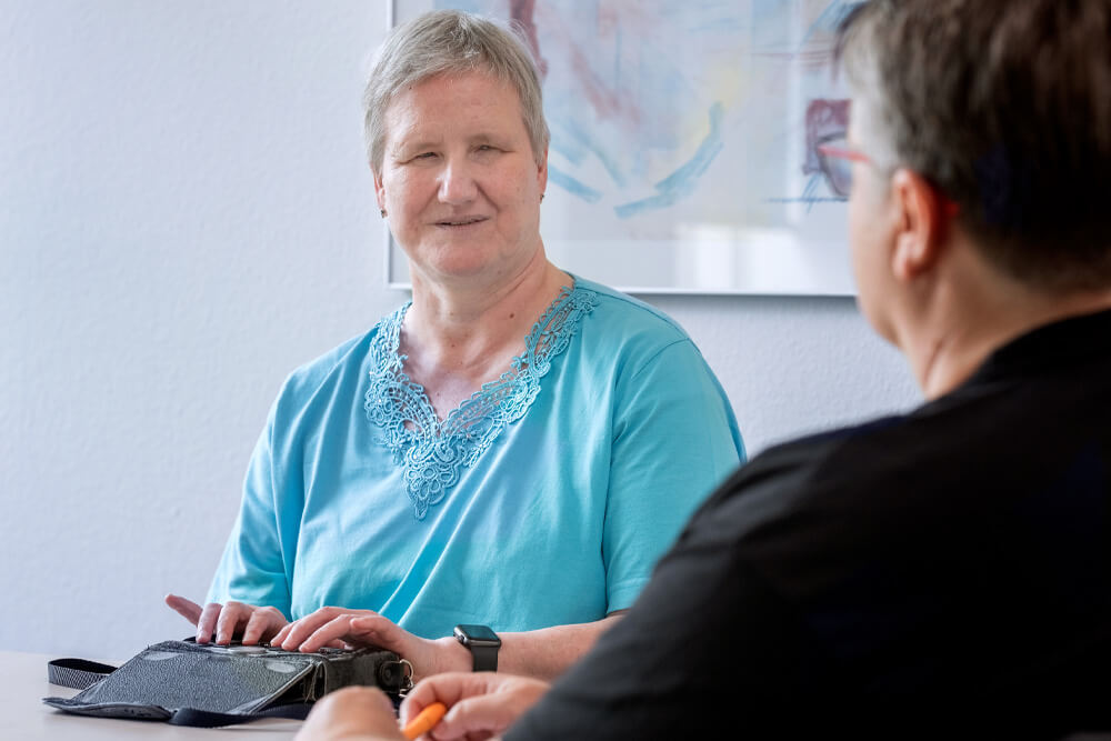 Andrea Winnerl im Beratungsgespräch