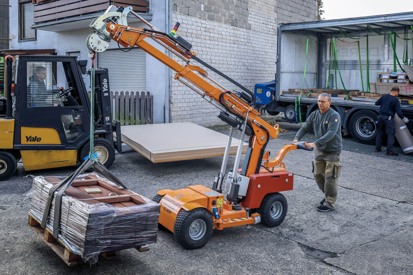 Stefan Baches und der Glasroboter