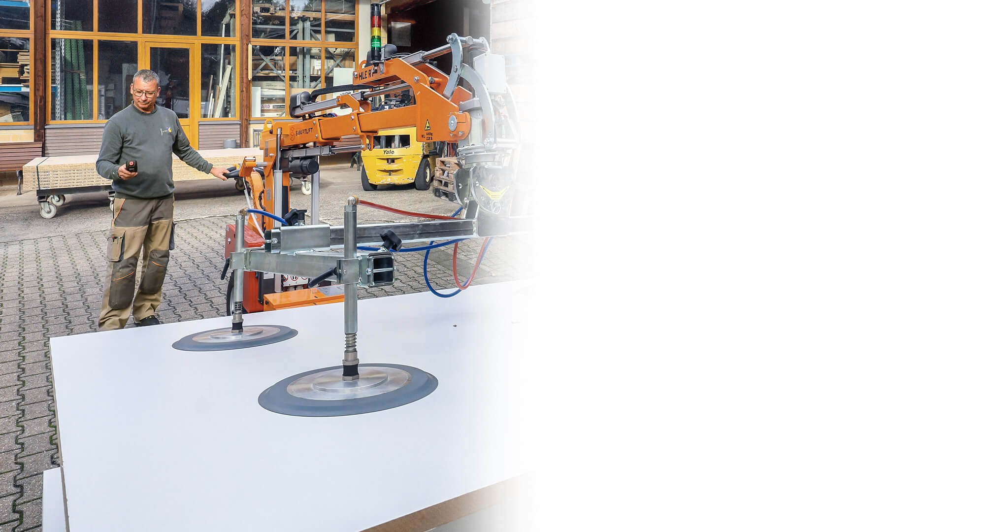 Baches und der Glasroboter | © Rupert Oberhäuser Baches und der Glasroboter