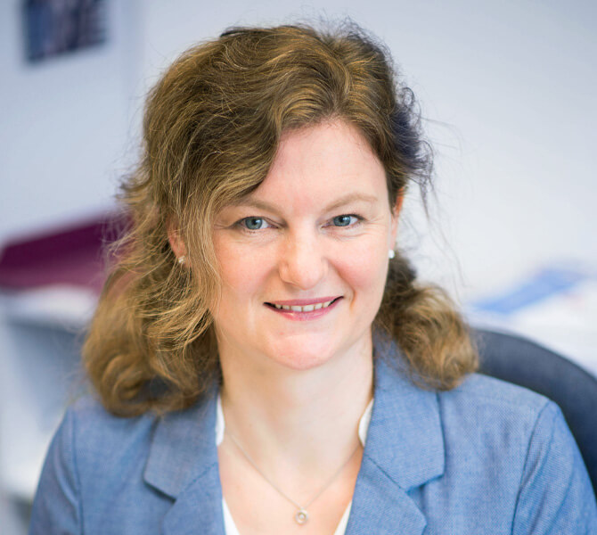 Dr. Kathrin Baumgarten Portrait von Dr. Kathrin Baumgarten