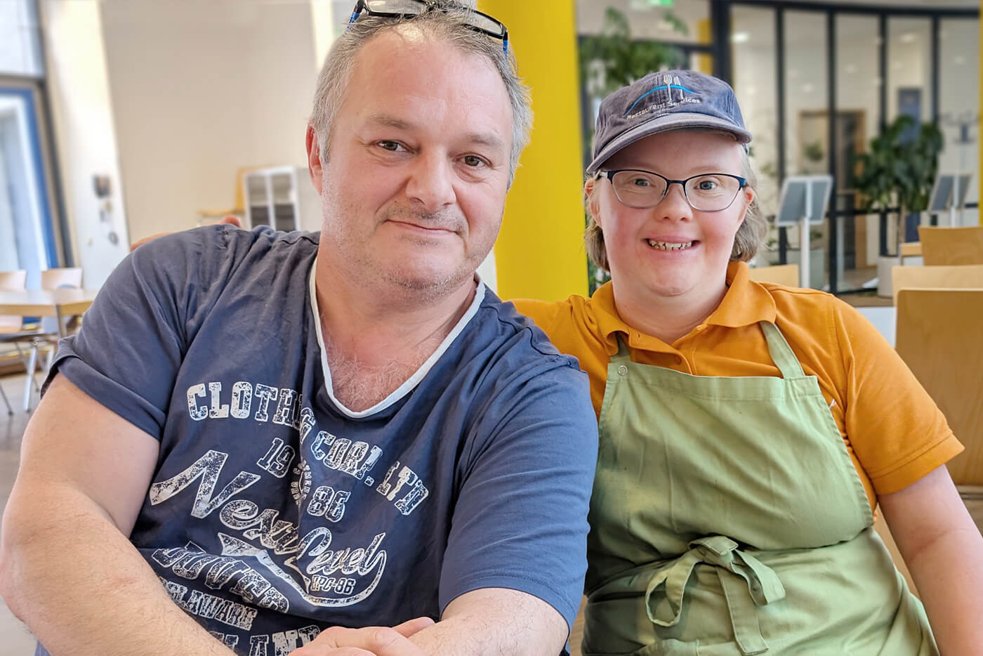 Gemeinsames Porträtbild von Joël Stroh und Frederike Gabel.